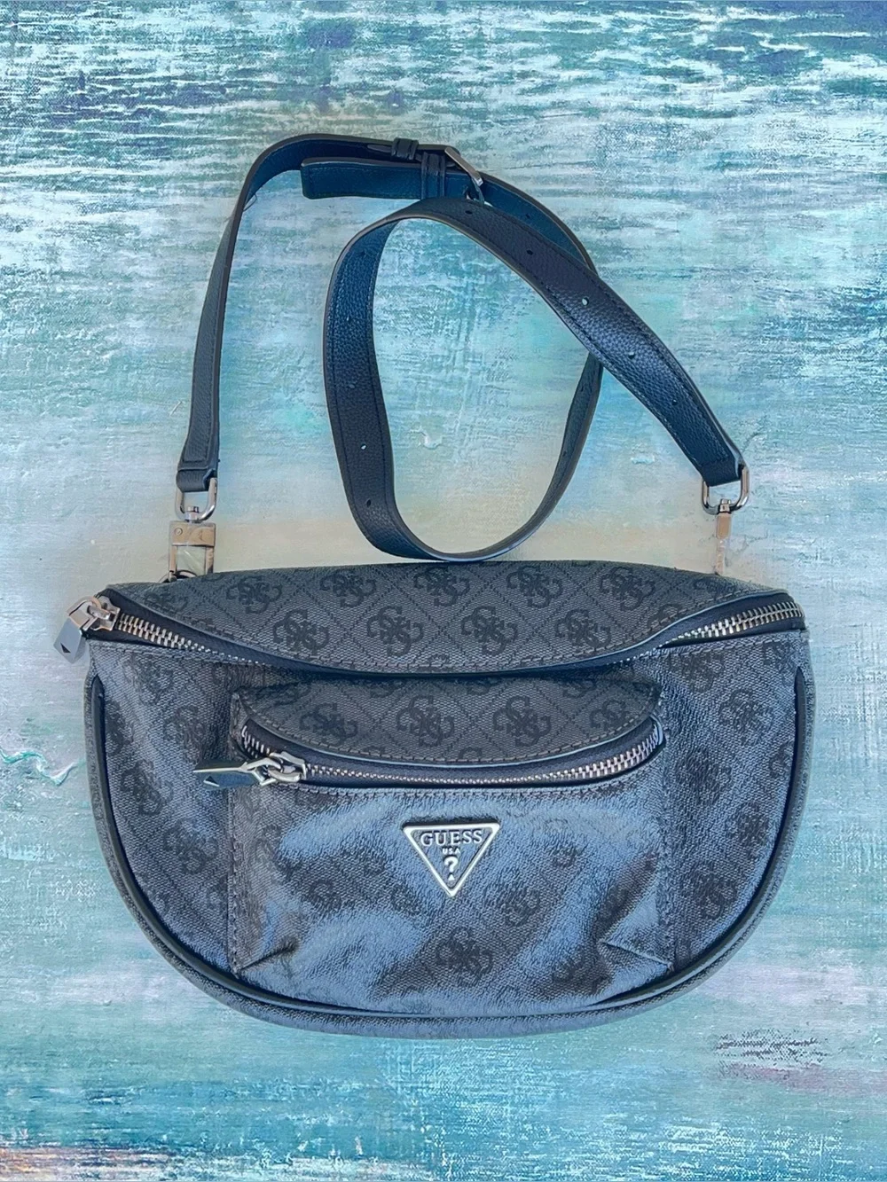 GUESS Manhattan Belt Bag Fanny Pack Sling Bag Charcoal 4G Monogram Logo